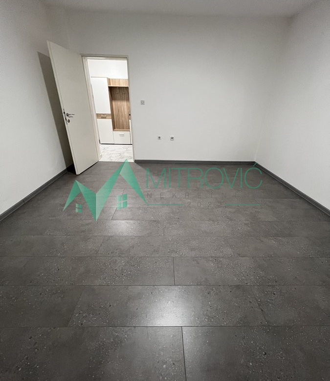 Lokal Prodaja Novi Sad  126 m2