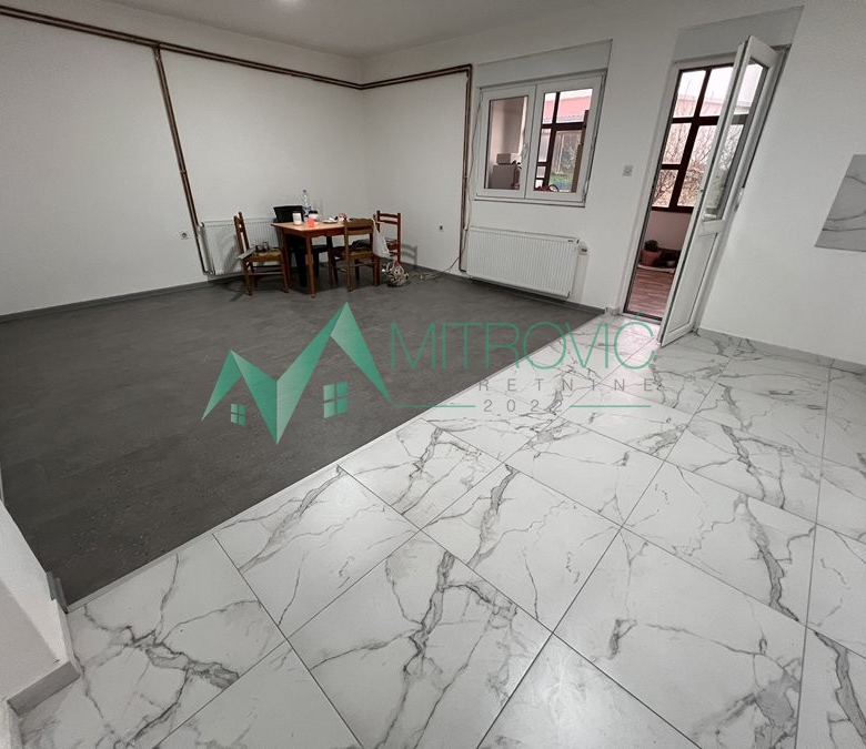 Lokal Prodaja Novi Sad  126 m2