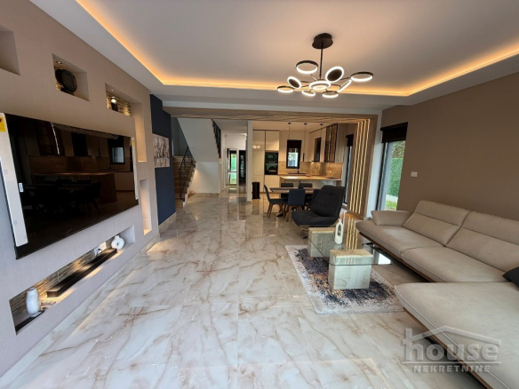 Kuća Izdavanje Novi Sad  200 m2