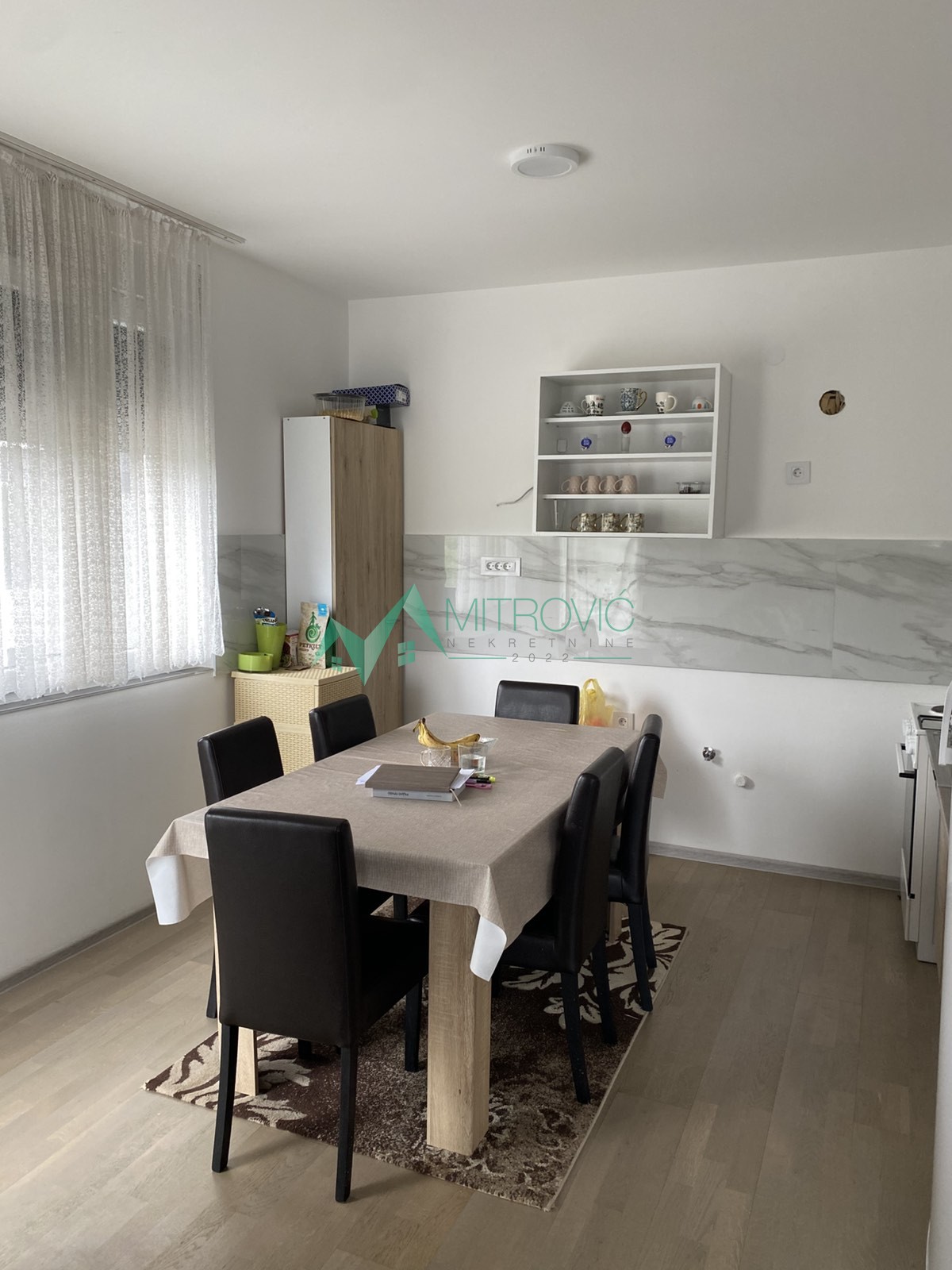 Stan Prodaja Petrovaradin  80 m2