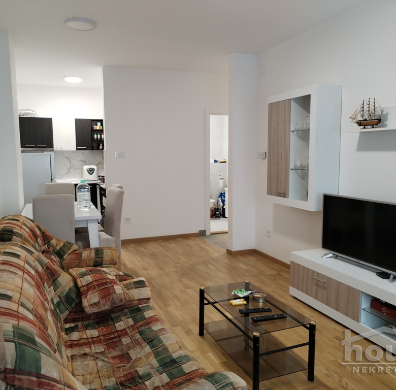 Stan Izdavanje Novi Sad  47 m2