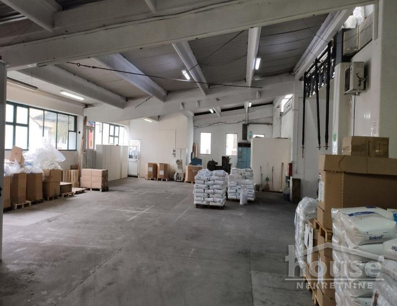 Lokal Izdavanje Novi Sad  1875 m2