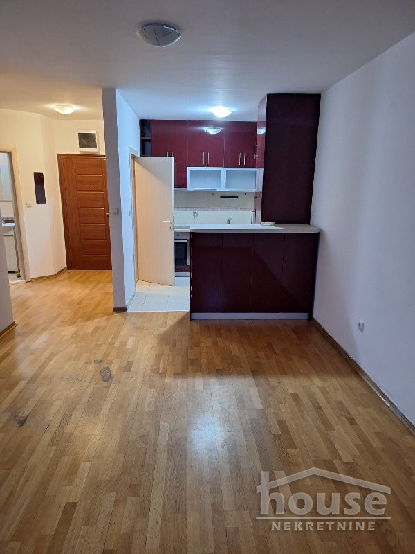 Stan Izdavanje Novi Sad  65 m2