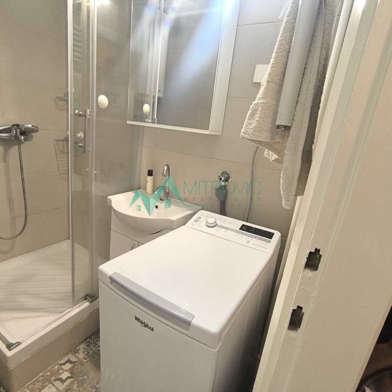 Stan Prodaja Novi Sad  48 m2