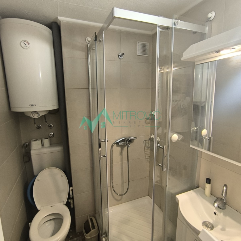 Stan Prodaja Novi Sad  48 m2