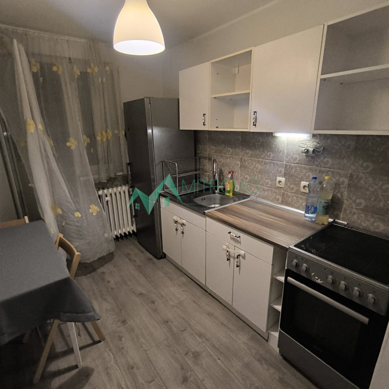 Stan Prodaja Novi Sad  48 m2