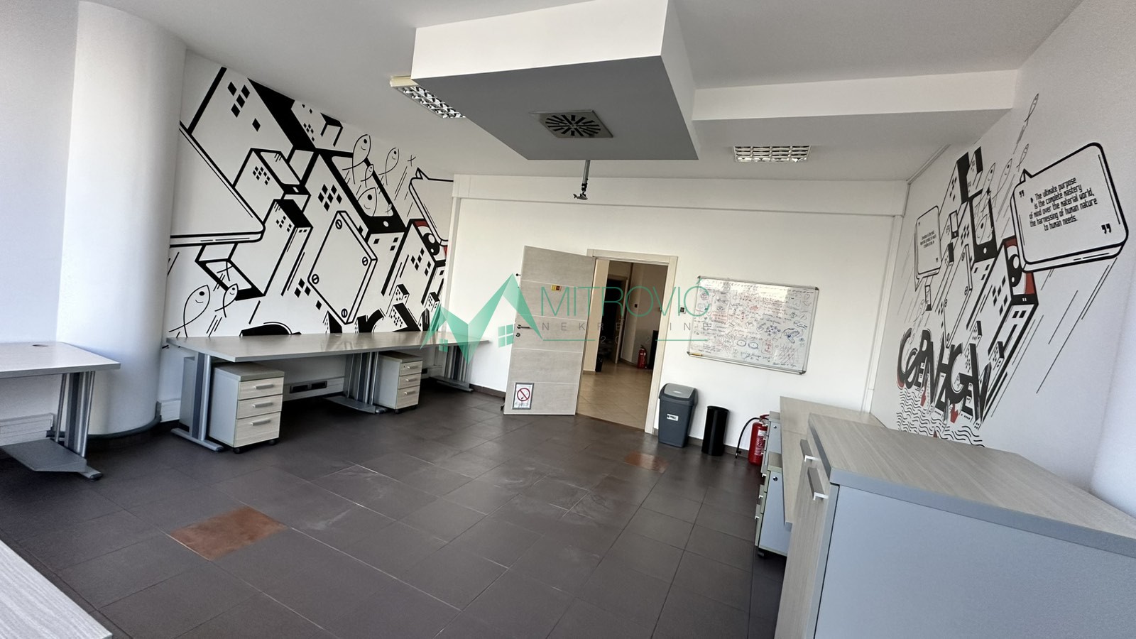 Lokal Prodaja Novi Sad  282 m2