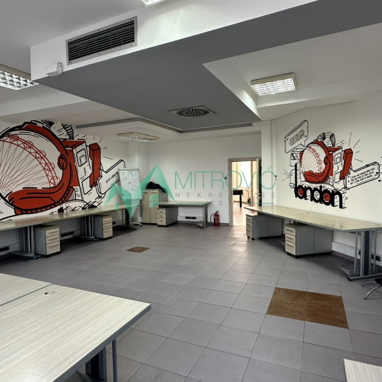 Lokal Prodaja Novi Sad  282 m2