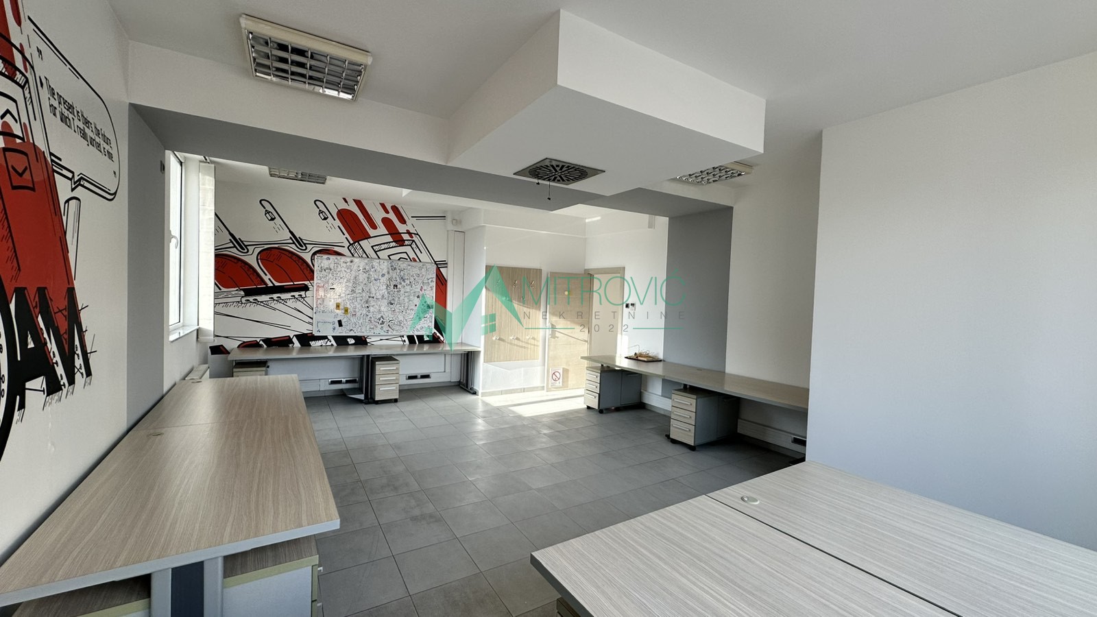 Lokal Prodaja Novi Sad  282 m2