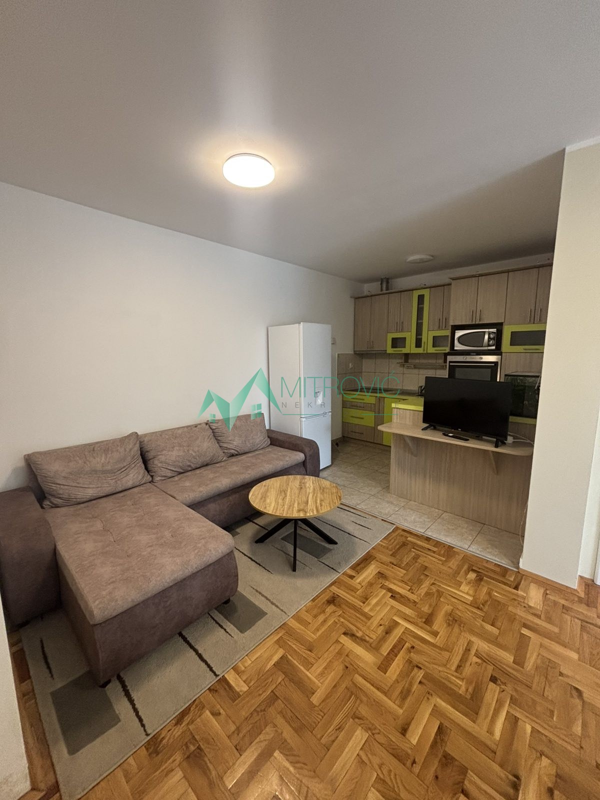 izdavanje-bulevar-patrijarha-pavla-9101401-fyklc Novi Sad, Telep, stan sa parkingom – 48m2