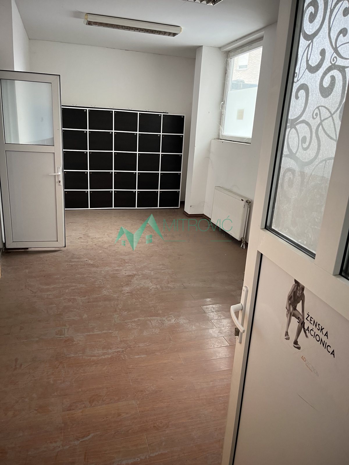 Lokal Prodaja Novi Sad  457 m2