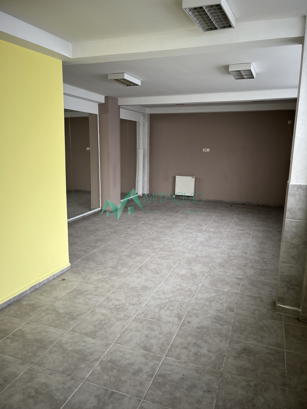 Lokal Prodaja Novi Sad  457 m2