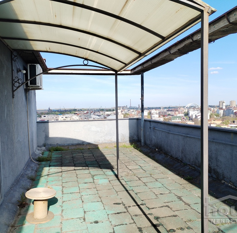 Stan Izdavanje Novi Sad  25 m2