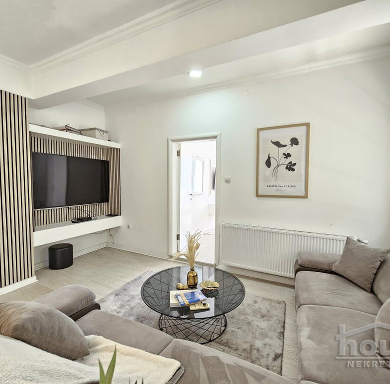 Stan Izdavanje Novi Sad  108 m2