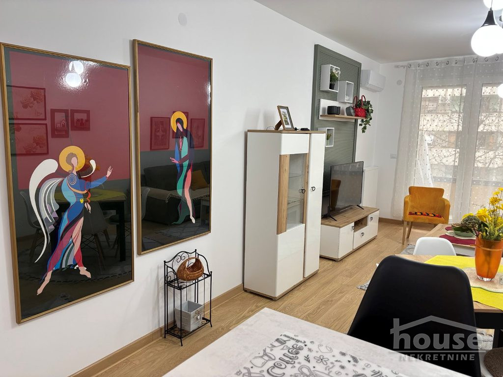 Stan Izdavanje Novi Sad  48 m2