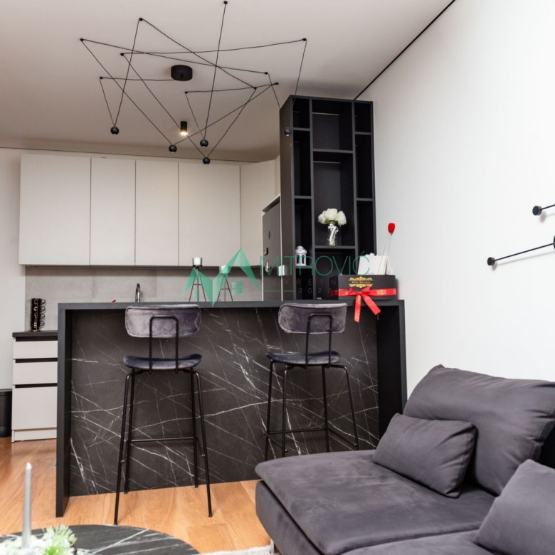 Stan Prodaja Novi Sad  50 m2