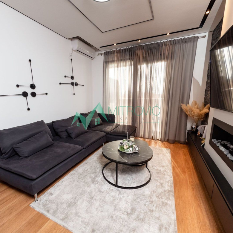 Stan Prodaja Novi Sad  50 m2
