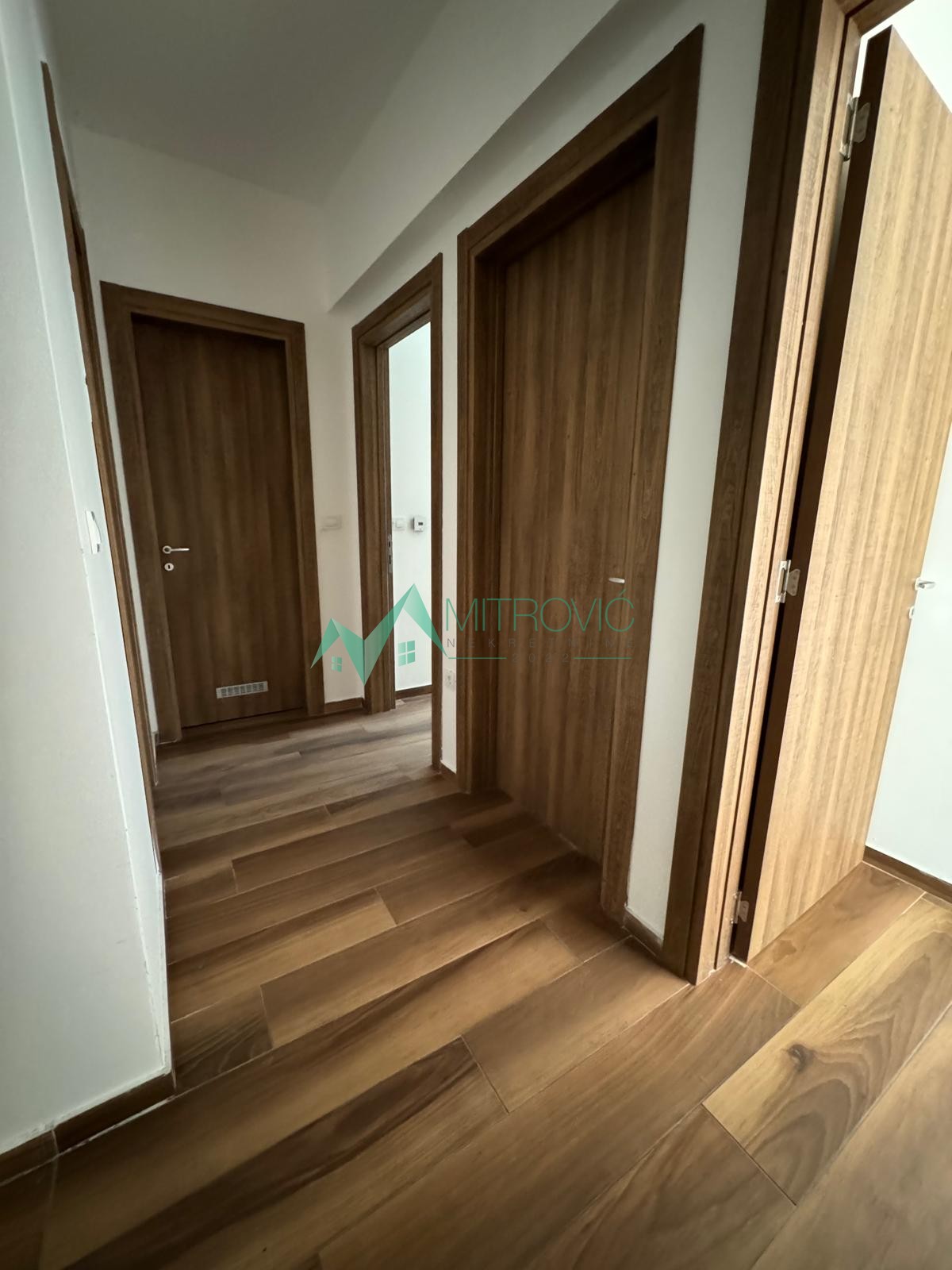 Lokal Prodaja Novi Sad  100 m2