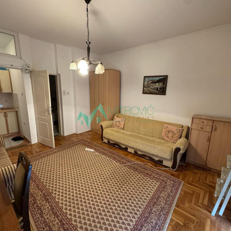 Stan Prodaja Novi Sad  27 m2
