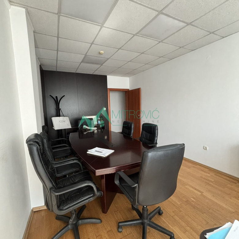 Lokal Prodaja Novi Sad  32 m2