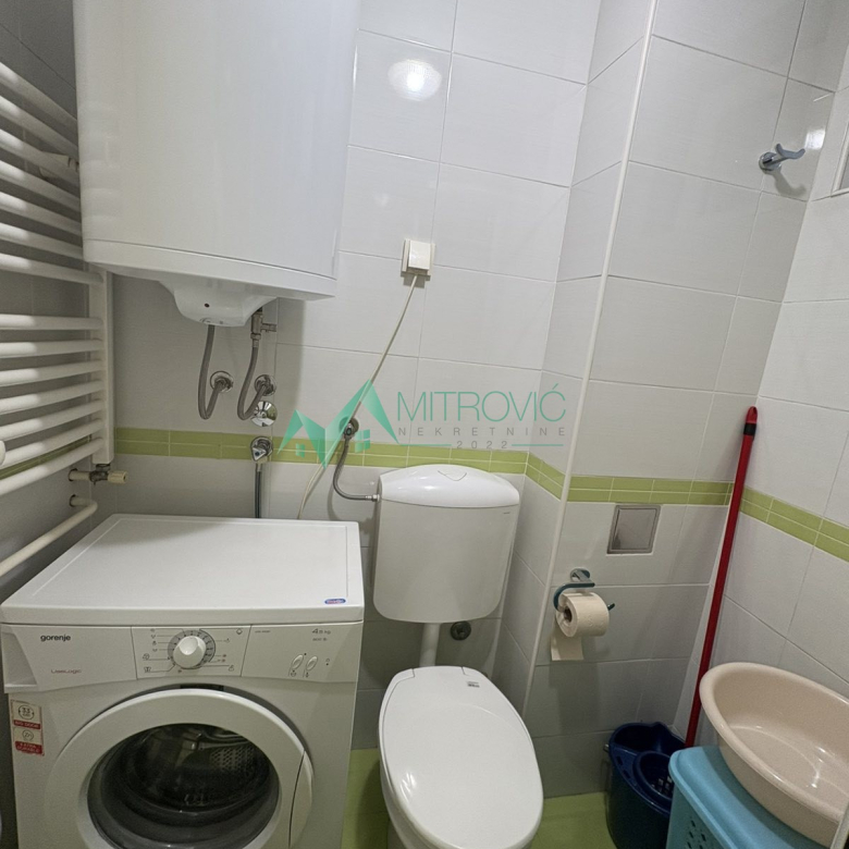 Kompletno namešten stan u samom centru Novog Sada!