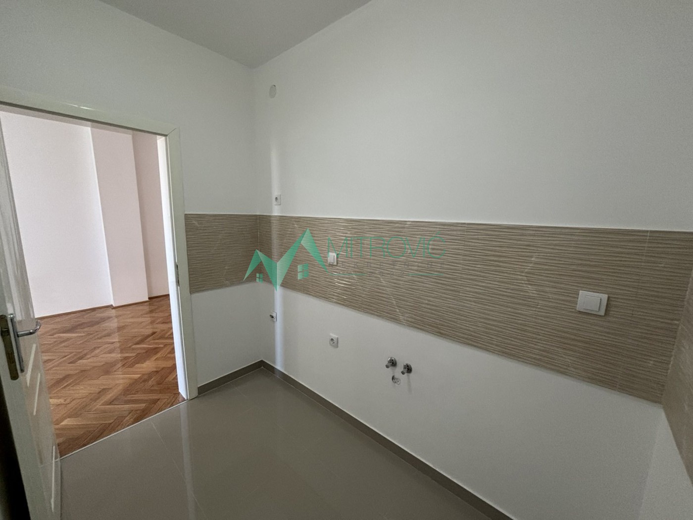 Stan Prodaja Novi Sad  50 m2