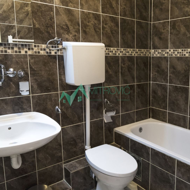 Stan Prodaja Novi Sad  43 m2