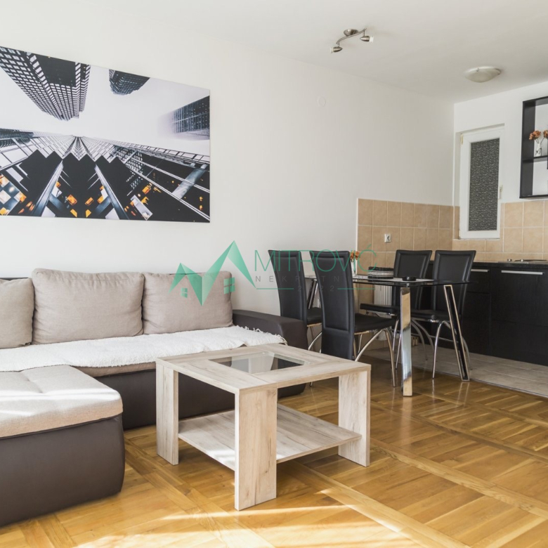 Stan Prodaja Novi Sad  43 m2