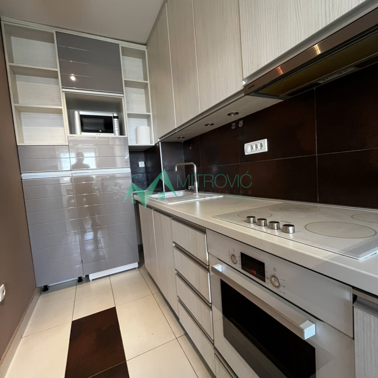 Stan Prodaja Novi Sad  43 m2