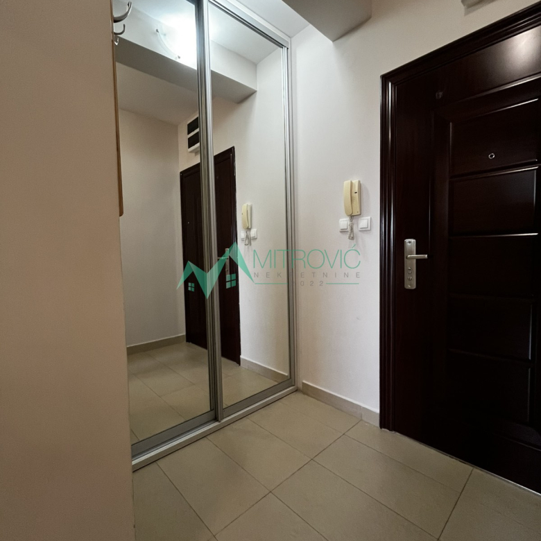Stan Prodaja Novi Sad  43 m2