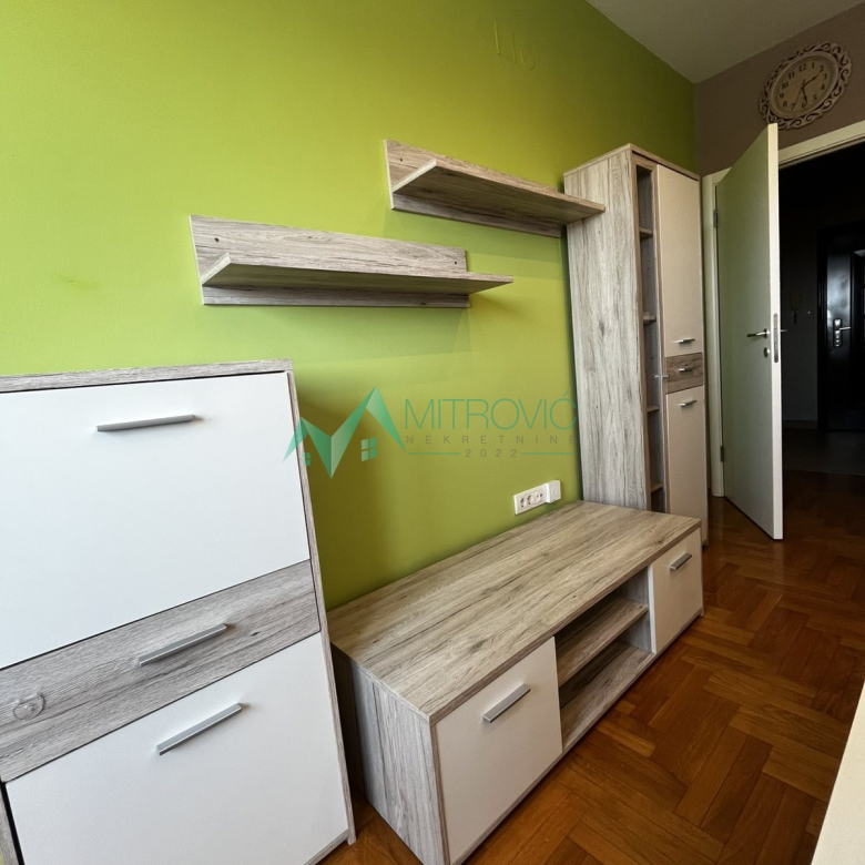 Stan Prodaja Novi Sad  43 m2