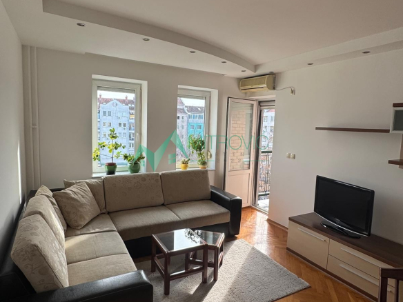 Stan Prodaja Novi Sad  45 m2