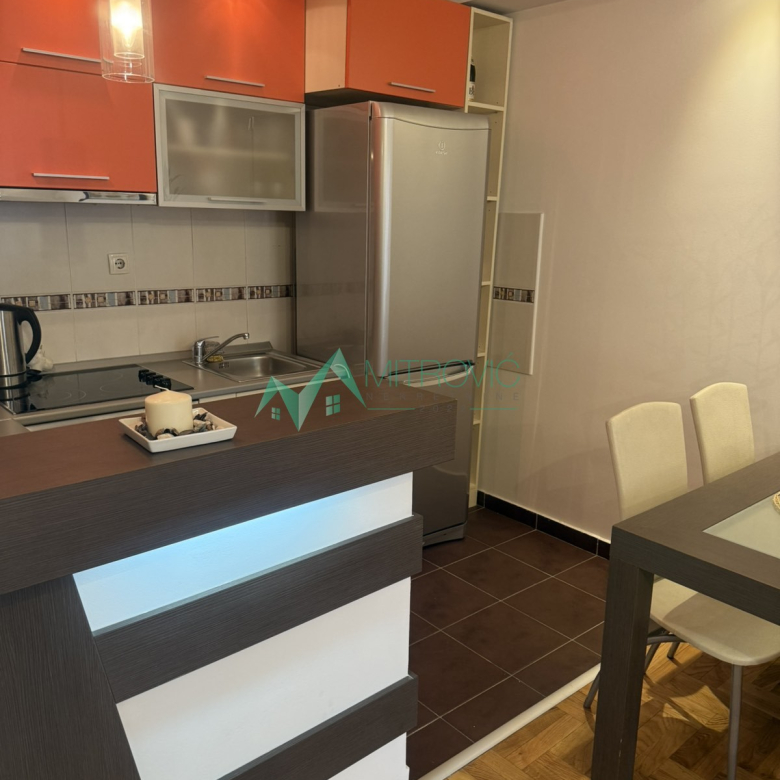 Stan Prodaja Novi Sad  37 m2