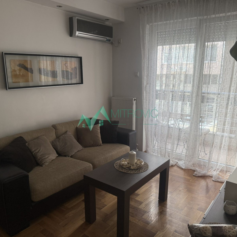 Stan Prodaja Novi Sad  37 m2