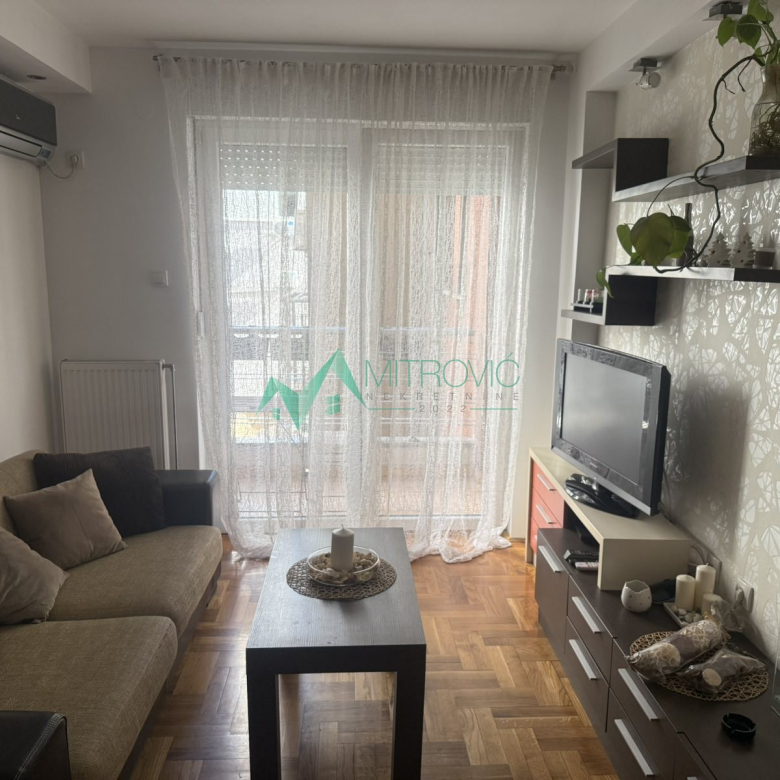 Stan Prodaja Novi Sad  37 m2