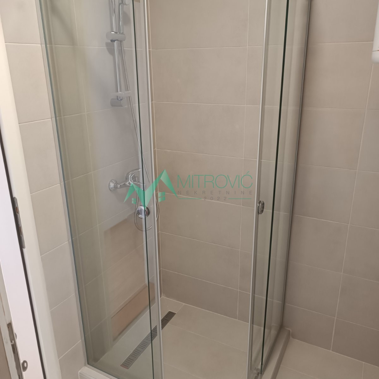 Stan Prodaja Novi Sad  40 m2