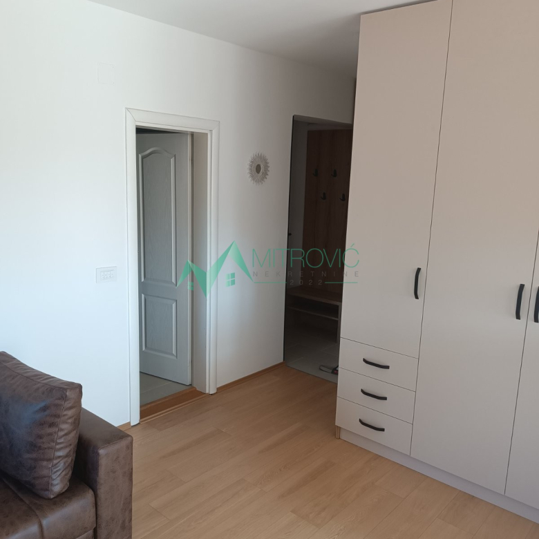 Stan Prodaja Novi Sad  40 m2