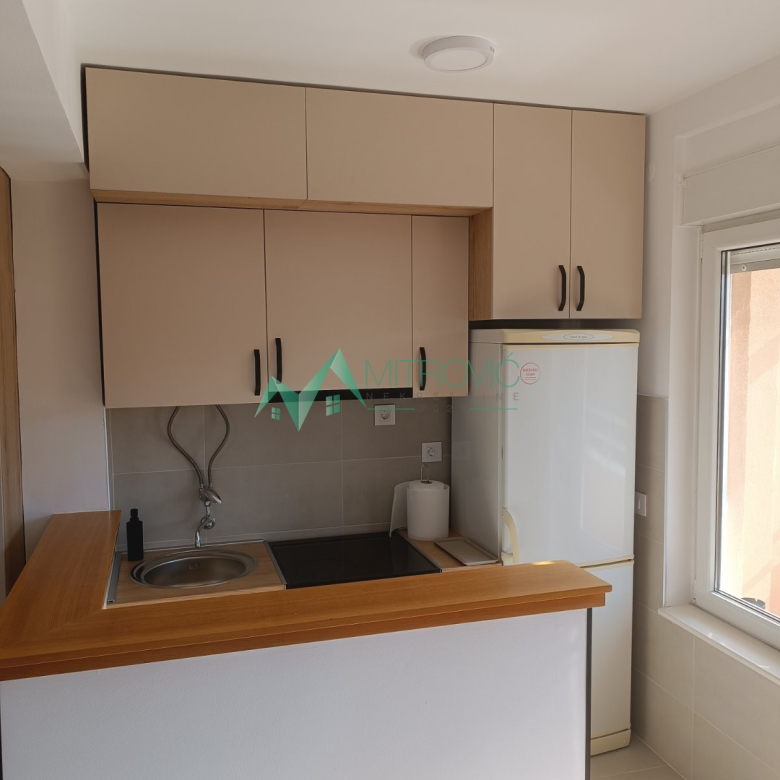 Stan Prodaja Novi Sad  40 m2