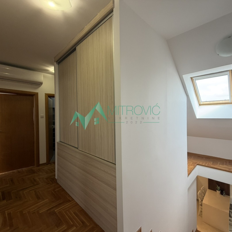 Stan Prodaja Novi Sad  103 m2
