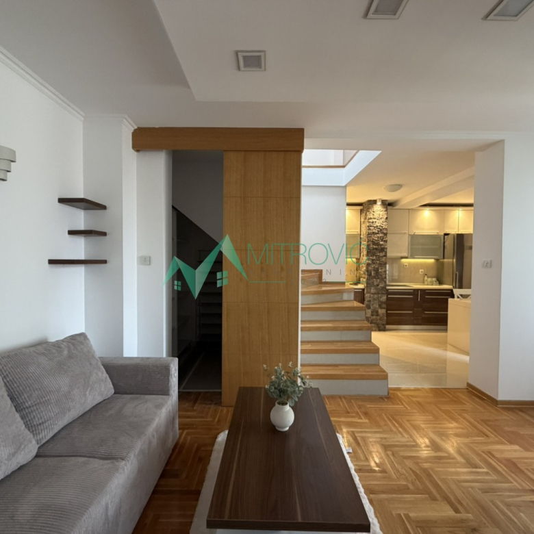 Stan Prodaja Novi Sad  103 m2