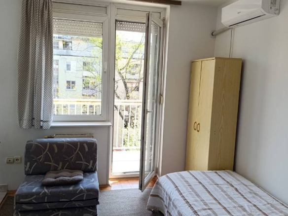 Stan Izdavanje Novi Sad  24 m2