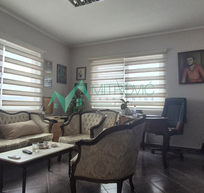 Lokal Prodaja Novi Sad  620 m2