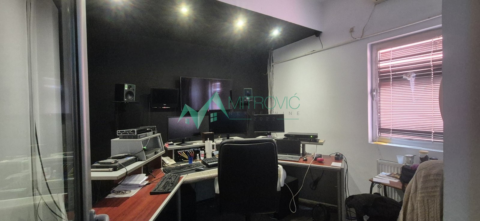 Lokal Prodaja Novi Sad  620 m2
