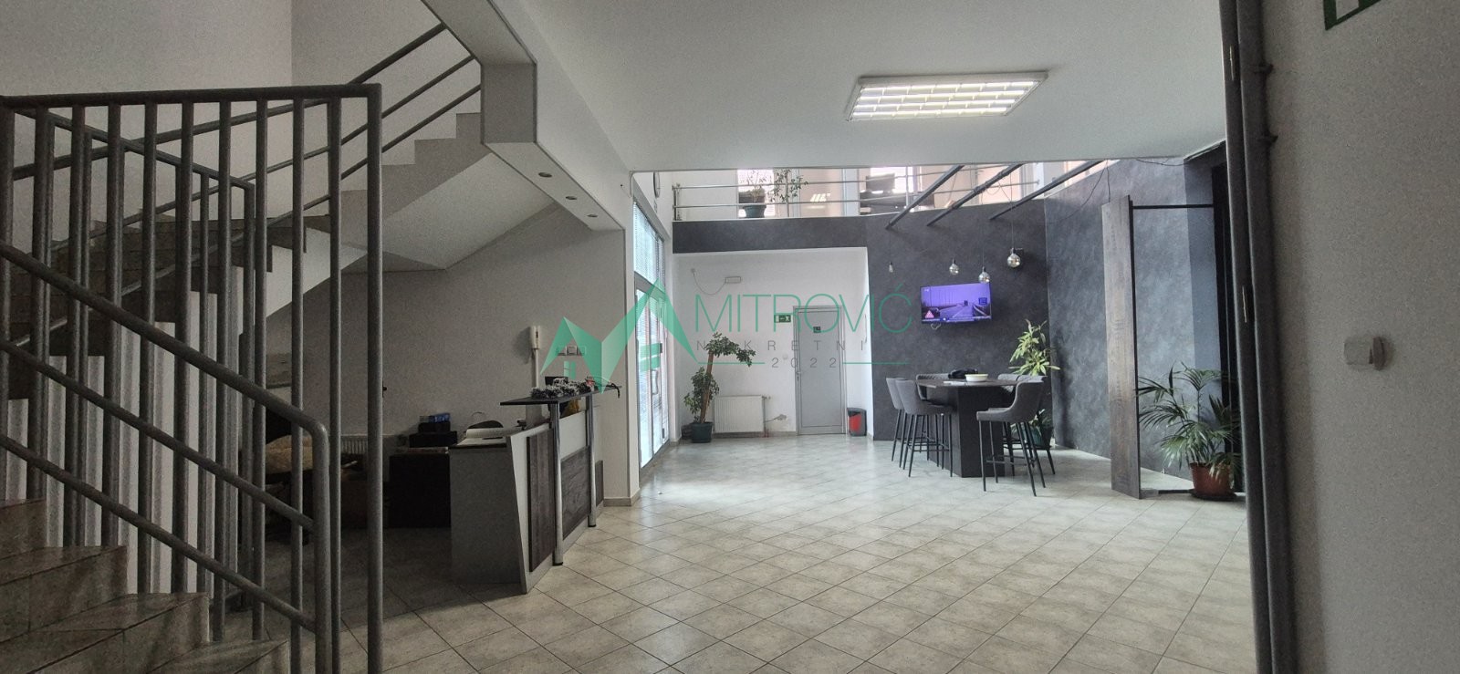 Lokal Prodaja Novi Sad  620 m2