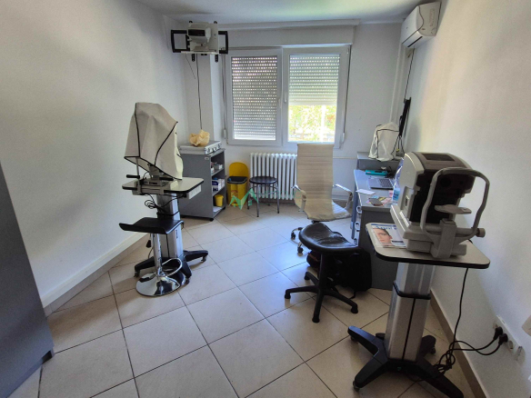 Lokal Prodaja Novi Sad  372 m2