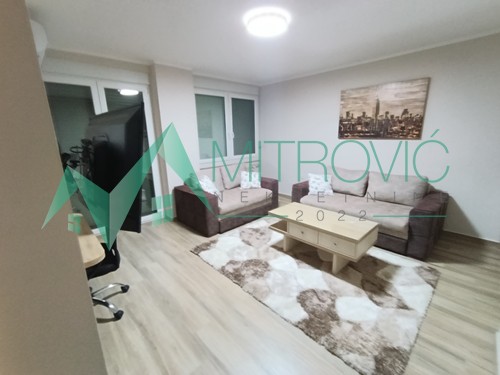 Stan Prodaja Novi Sad  66 m2