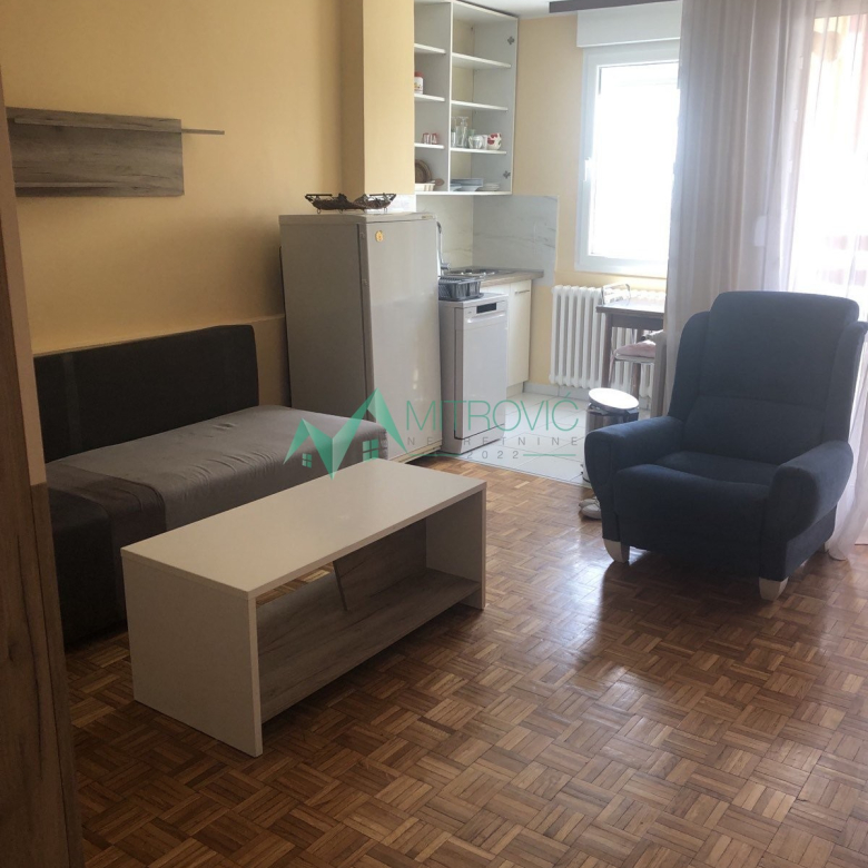 Stan Prodaja Novi Sad  30 m2