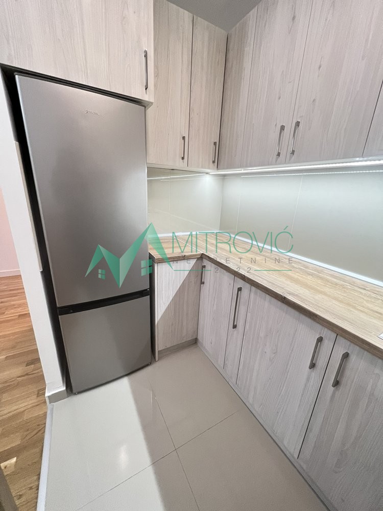 Stan Prodaja Novi Sad  42 m2