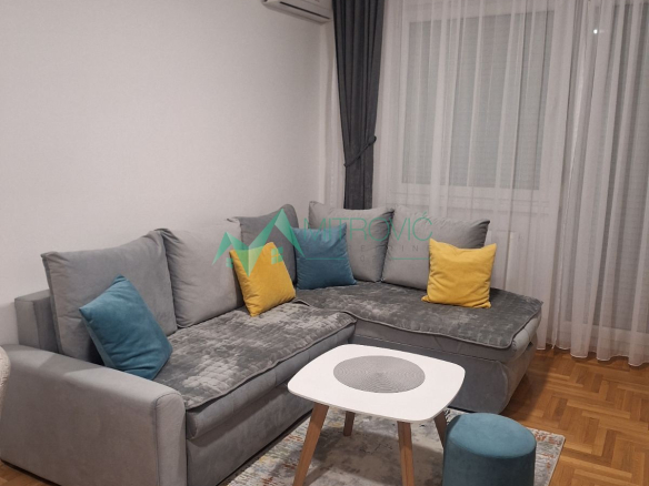Stan Prodaja Novi Sad  40 m2