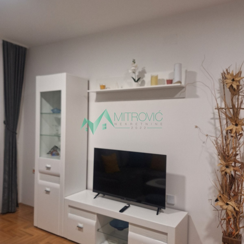 Stan Prodaja Novi Sad  40 m2